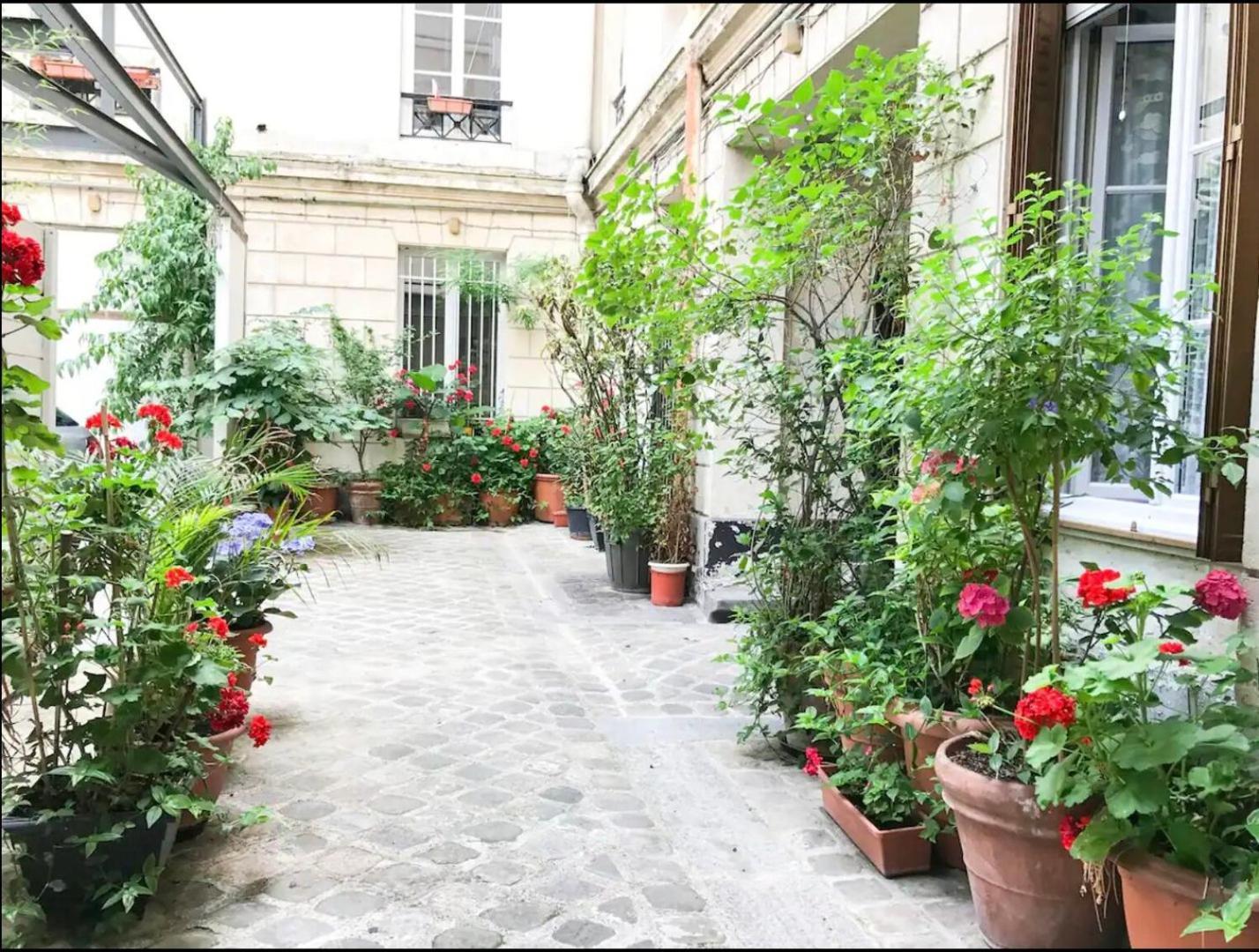 372 Suite Saulnier 2 - Superbe Appartement A Paris Dış mekan fotoğraf